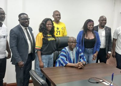 NAFCO and the Artisanal Palm Oil Millers and Outgrowers Association Ghana ( APOMOG) have signed a Memorandum of Understanding ( MoU) to streamline the supply of palm oil to schools under the Free SHS Programme.